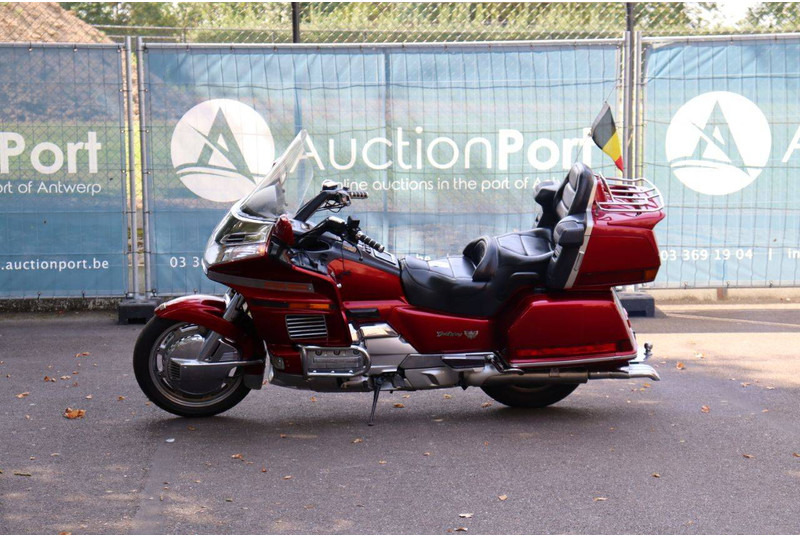 Honda GL 1800 - Motocyclette: photos 1 Honda GL 1800 - Motocyclette: photos 1