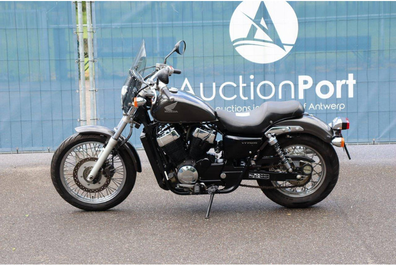 Honda VT750 - Motocyclette: photos 2 Honda VT750 - Motocyclette: photos 2