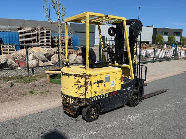 Hyster E3.00EXL - Chariot élévateur électrique: photos 3 Hyster E3.00EXL - Chariot élévateur électrique: photos 3
