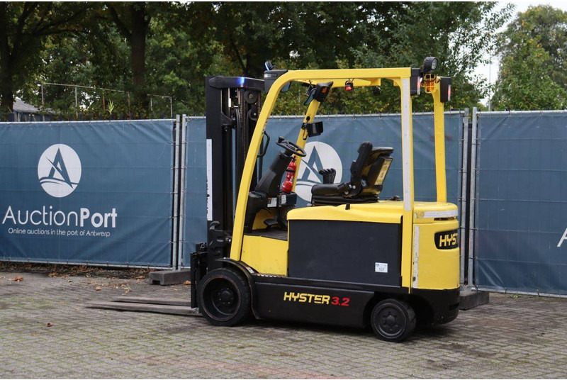 Hyster E3.2XN - Chariot élévateur électrique: photos 3 Hyster E3.2XN - Chariot élévateur électrique: photos 3
