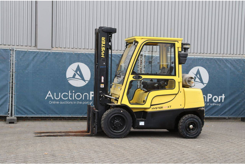 Hyster H3.0XT - Chariot élévateur à gaz: photos 1 Hyster H3.0XT - Chariot élévateur à gaz: photos 1