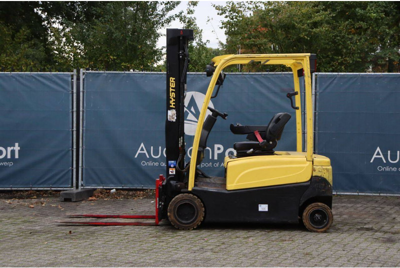 Hyster J2.0XN LWB - Chariot élévateur électrique: photos 2 Hyster J2.0XN LWB - Chariot élévateur électrique: photos 2