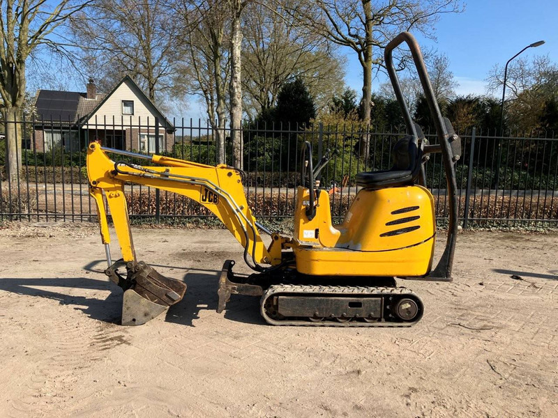 JCB 8008 - Mini pelle: photos 2 JCB 8008 - Mini pelle: photos 2