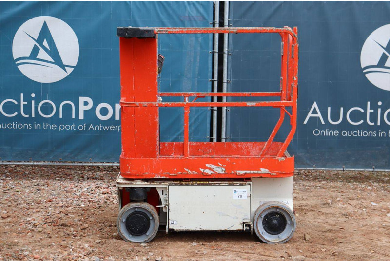 JLG 1230ES - Nacelle: photos 2 JLG 1230ES - Nacelle: photos 2