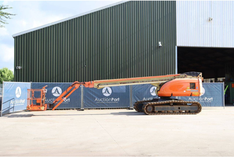 JLG 660 SJC - Nacelle télescopique: photos 1 JLG 660 SJC - Nacelle télescopique: photos 1