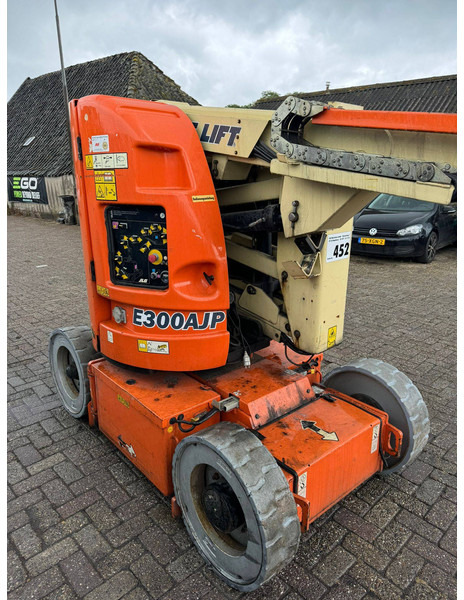 JLG E300AJP - Nacelle articulée: photos 5 JLG E300AJP - Nacelle articulée: photos 5