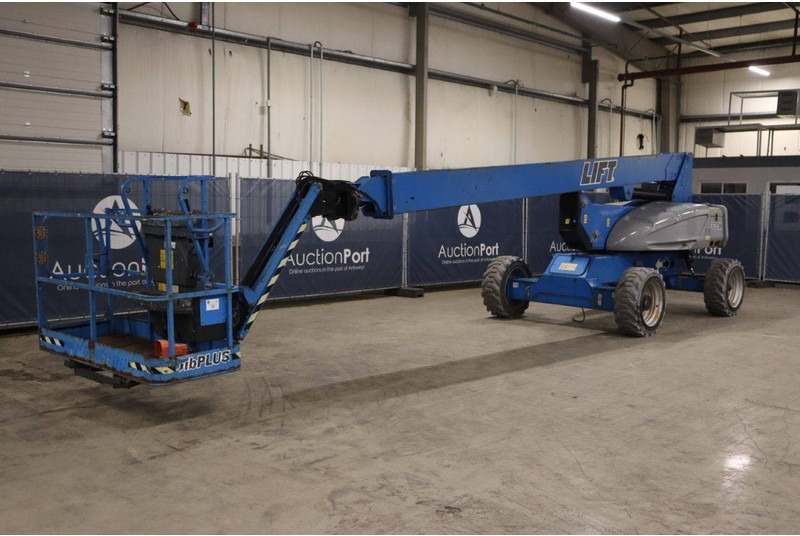 Nacelle télescopique JLG E600JP: photos 9