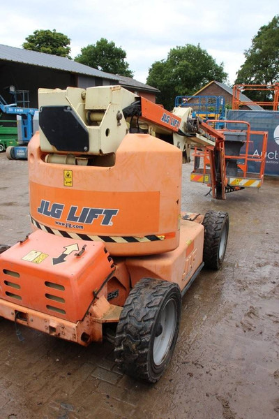 JLG M450AJ - Nacelle articulée: photos 5 JLG M450AJ - Nacelle articulée: photos 5