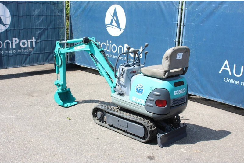 Kobelco SK005 - Mini pelle: photos 3 Kobelco SK005 - Mini pelle: photos 3