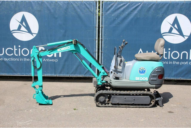 Kobelco SK005 - Mini pelle: photos 2 Kobelco SK005 - Mini pelle: photos 2