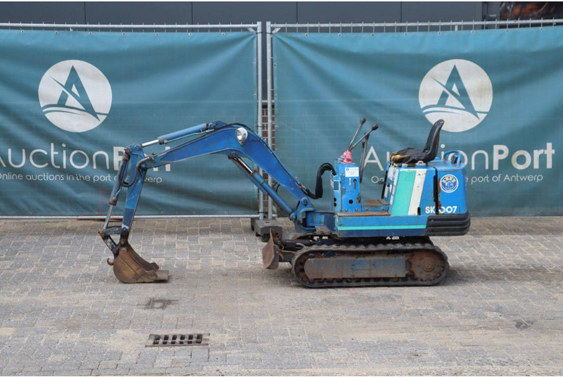Kobelco SK007 - Mini pelle: photos 1 Kobelco SK007 - Mini pelle: photos 1