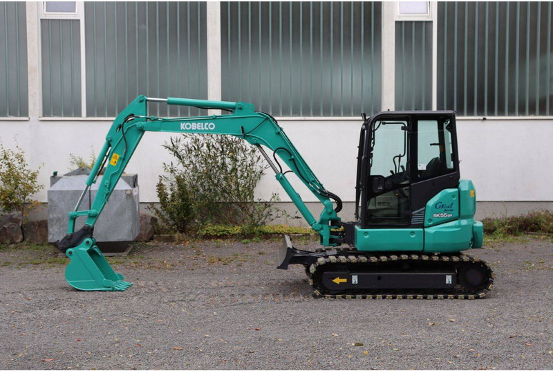 Kobelco SK55SRX-6 - Pelle sur chenille: photos 2 Kobelco SK55SRX-6 - Pelle sur chenille: photos 2