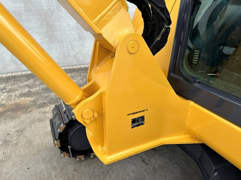 Pelle sur chenille Komatsu PC56-7: photos 10