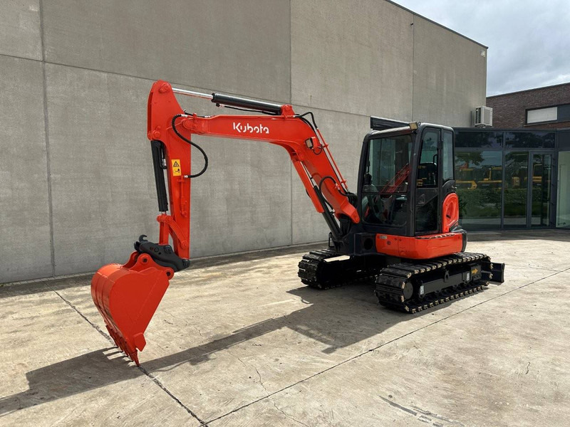 Kubota KX155-5 - Pelle sur chenille: photos 1 Kubota KX155-5 - Pelle sur chenille: photos 1