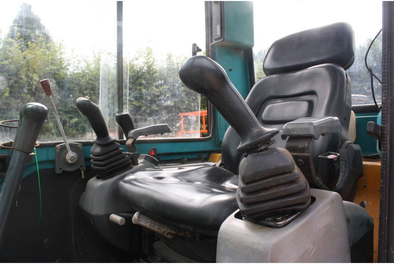 Kubota KX161-3SZ - Pelle sur chenille: photos 5 Kubota KX161-3SZ - Pelle sur chenille: photos 5
