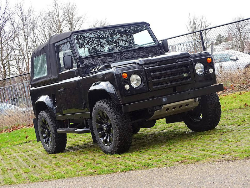 Land Rover 'Ninety' Convertible _ V8 - Berline: photos 4 Land Rover 'Ninety' Convertible _ V8 - Berline: photos 4