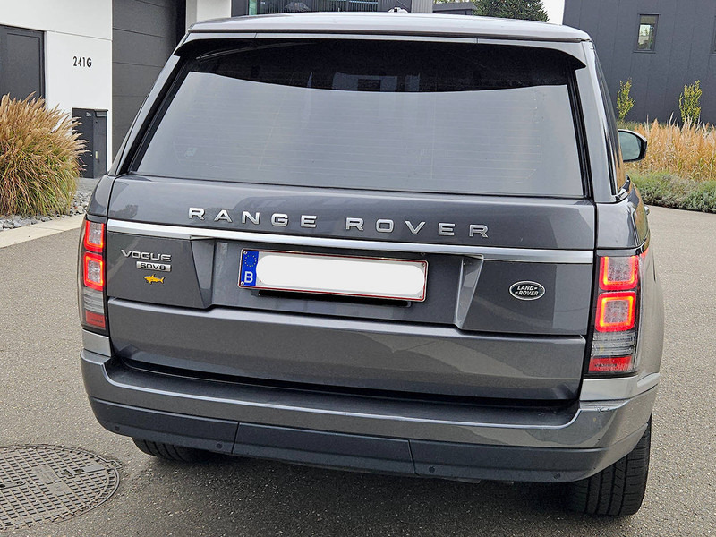Land Rover Range Rover (IV) TDV8 'Vogue' - SUV: photos 3 Land Rover Range Rover (IV) TDV8 'Vogue' - SUV: photos 3