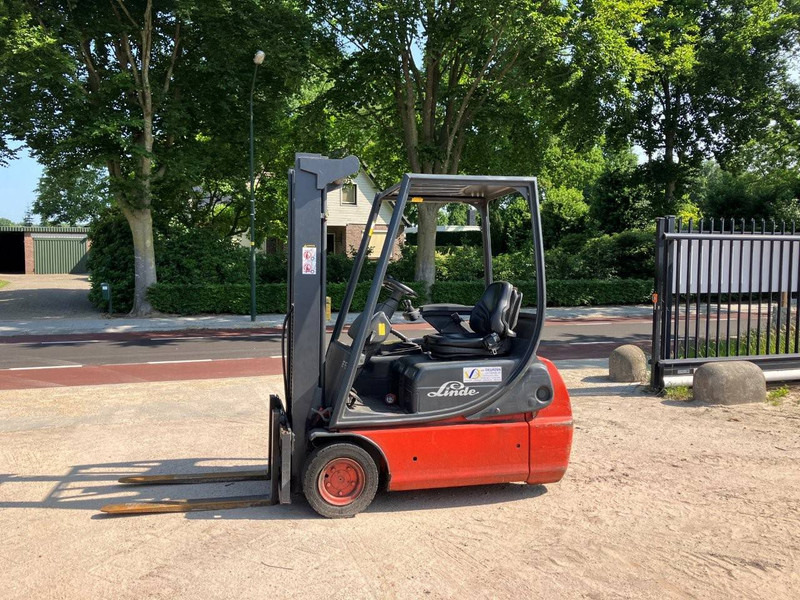 Linde E16C-02 - Chariot élévateur électrique: photos 2 Linde E16C-02 - Chariot élévateur électrique: photos 2