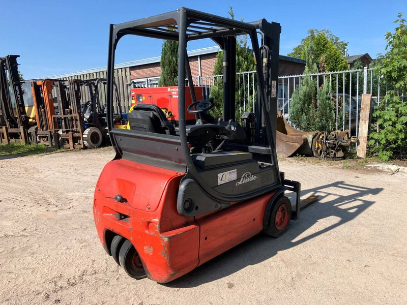 Linde E16C-02 - Chariot élévateur électrique: photos 4 Linde E16C-02 - Chariot élévateur électrique: photos 4