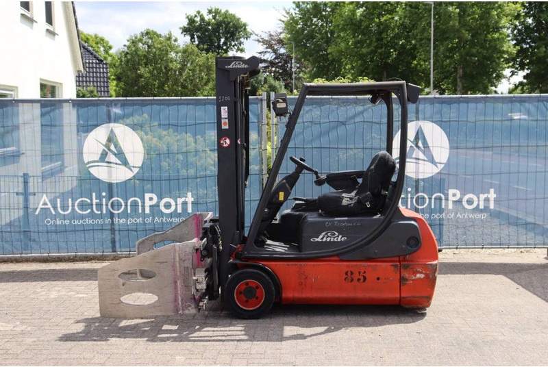 Linde E18C-02 - Chariot élévateur électrique: photos 2 Linde E18C-02 - Chariot élévateur électrique: photos 2