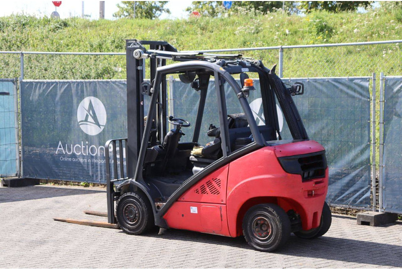 Linde H25D-02 - Chariot élévateur diesel: photos 4 Linde H25D-02 - Chariot élévateur diesel: photos 4