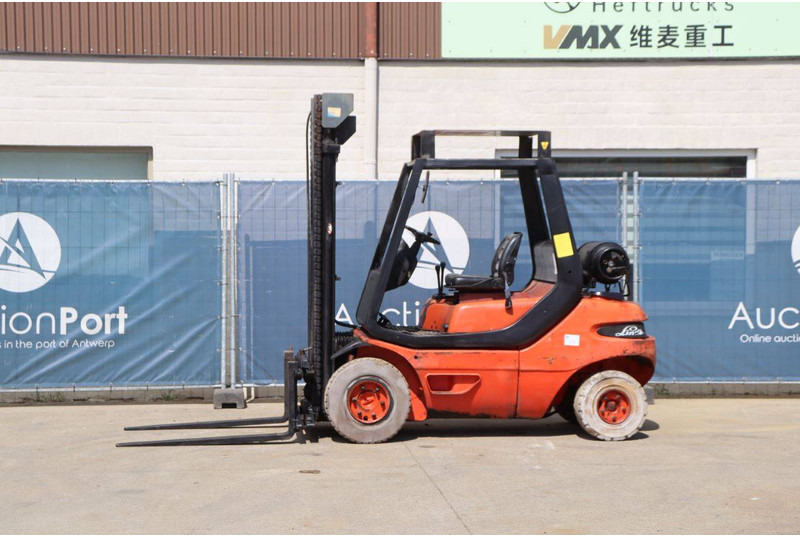 Linde H25D - Chariot élévateur à gaz: photos 1 Linde H25D - Chariot élévateur à gaz: photos 1