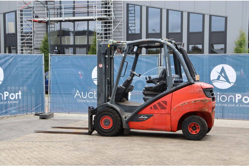 Linde H30D-02 - Chariot élévateur diesel: photos 3 Linde H30D-02 - Chariot élévateur diesel: photos 3
