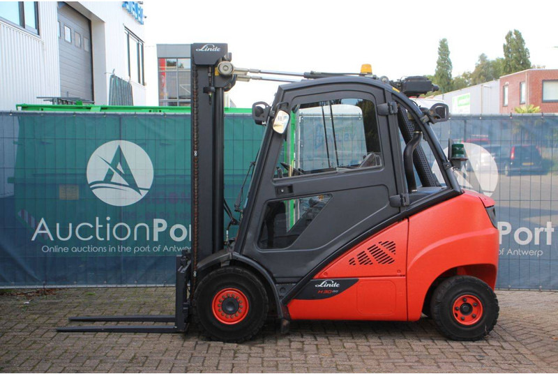Linde H30D-02 - Chariot élévateur diesel: photos 2 Linde H30D-02 - Chariot élévateur diesel: photos 2