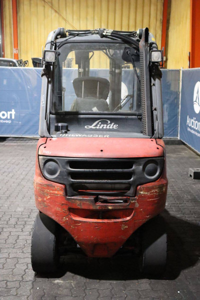 Linde H30D - Chariot élévateur diesel: photos 5 Linde H30D - Chariot élévateur diesel: photos 5