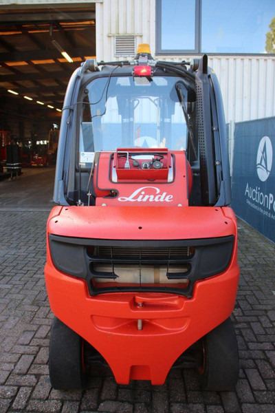 Linde H30T-02 - Chariot élévateur à gaz: photos 4 Linde H30T-02 - Chariot élévateur à gaz: photos 4