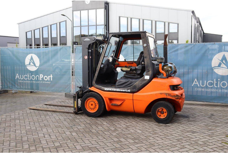 Linde H30T-03 - Chariot élévateur à gaz: photos 3 Linde H30T-03 - Chariot élévateur à gaz: photos 3