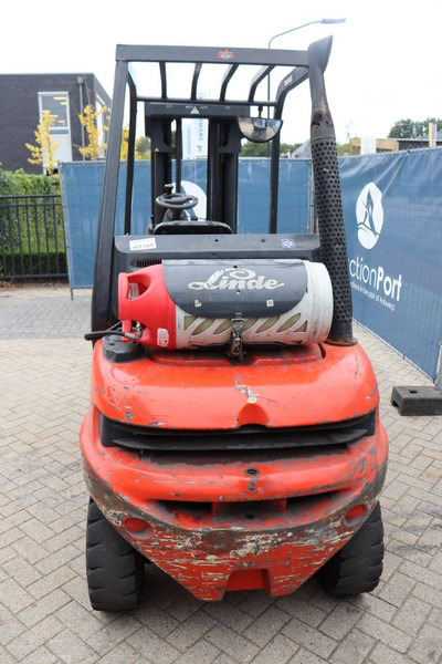 Linde H30T-03 - Chariot élévateur à gaz: photos 5 Linde H30T-03 - Chariot élévateur à gaz: photos 5