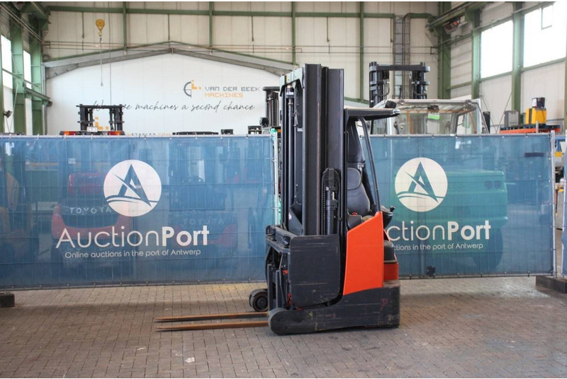 Linde R14X-03 - Chariot à mât rétractable: photos 1 Linde R14X-03 - Chariot à mât rétractable: photos 1