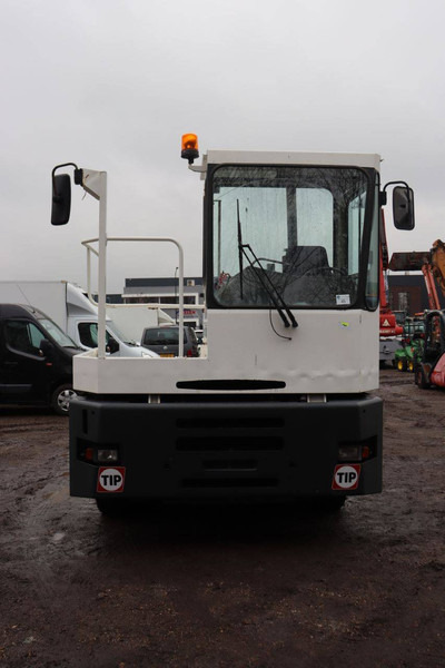 Tracteur portuaire MOL YM 180/4X2: photos 8