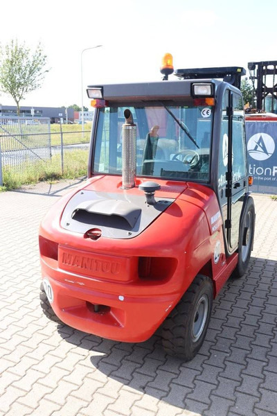 Manitou MSI 30 T - Chariot élévateur diesel: photos 5 Manitou MSI 30 T - Chariot élévateur diesel: photos 5