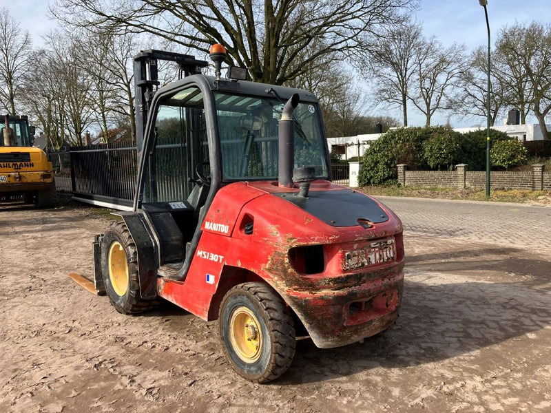 Manitou MSI 30 T - Chariot tout terrain: photos 3 Manitou MSI 30 T - Chariot tout terrain: photos 3