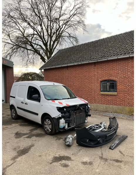 Mercedes-Benz Citan 109 CDI - Fourgon utilitaire: photos 2 Mercedes-Benz Citan 109 CDI - Fourgon utilitaire: photos 2