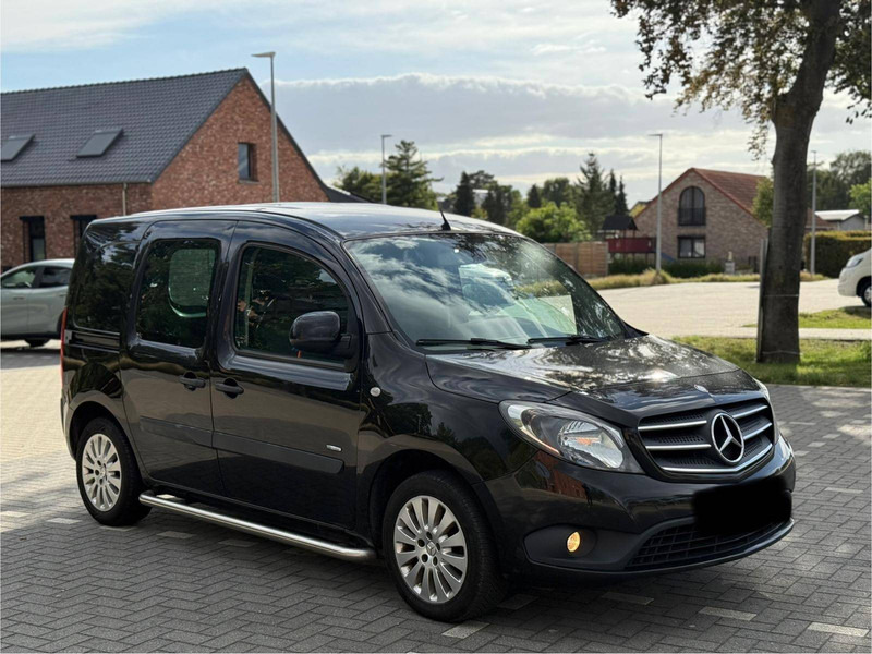 Mercedes-Benz Citan 111 CDI - Berline: photos 4 Mercedes-Benz Citan 111 CDI - Berline: photos 4