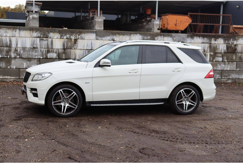 Mercedes-Benz ML350 - Berline: photos 1 Mercedes-Benz ML350 - Berline: photos 1
