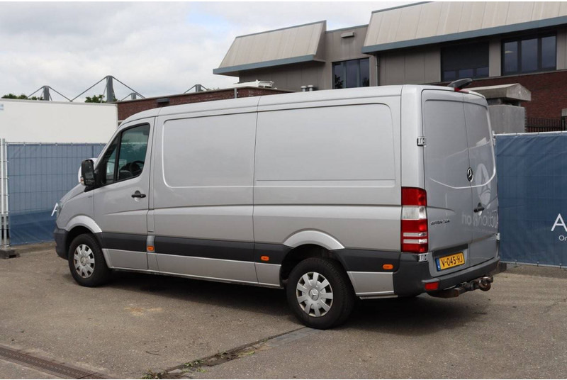 Mercedes-Benz Sprinter - Fourgon utilitaire: photos 4 Mercedes-Benz Sprinter - Fourgon utilitaire: photos 4