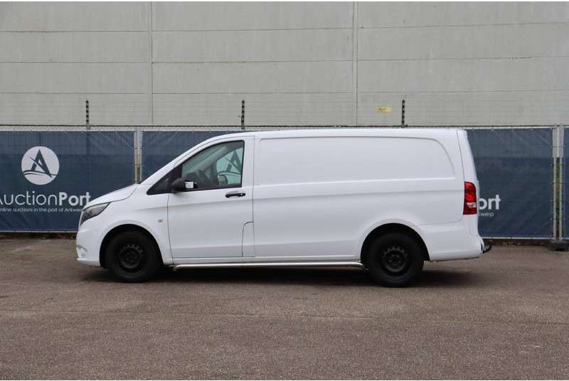 Mercedes-Benz Vito 111 CDI - Fourgon utilitaire: photos 3 Mercedes-Benz Vito 111 CDI - Fourgon utilitaire: photos 3