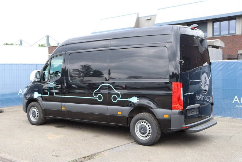 Mercedes-Benz eSprinter KA L2H2 - Fourgon utilitaire, Utilitaire électrique: photos 4 Mercedes-Benz eSprinter KA L2H2 - Fourgon utilitaire, Utilitaire électrique: photos 4