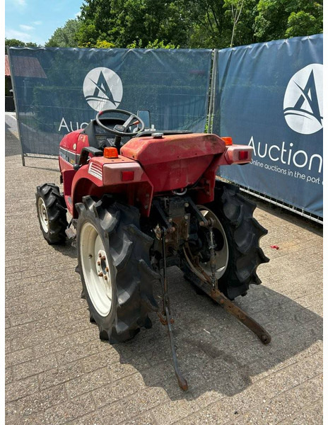 Mitsubishi MT165 - Tracteur agricole: photos 3 Mitsubishi MT165 - Tracteur agricole: photos 3
