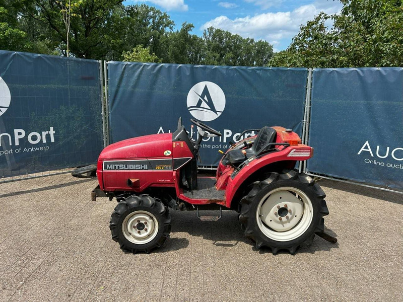Mitsubishi MT165 - Tracteur agricole: photos 1 Mitsubishi MT165 - Tracteur agricole: photos 1