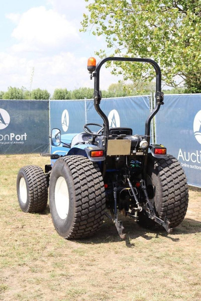 New Holland Boomer 50HST - Tracteur agricole: photos 4 New Holland Boomer 50HST - Tracteur agricole: photos 4