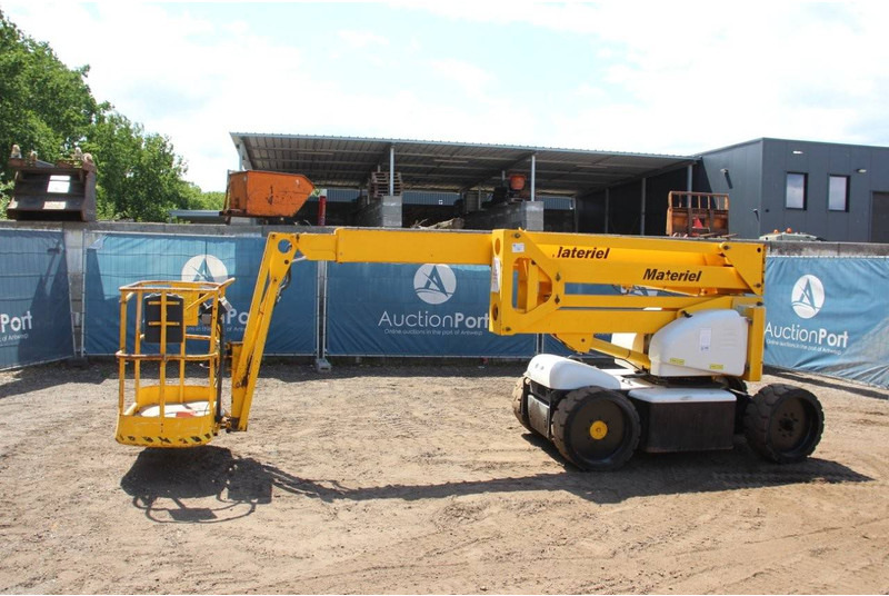 Niftylift HR 15 NDE - Nacelle articulée: photos 1 Niftylift HR 15 NDE - Nacelle articulée: photos 1