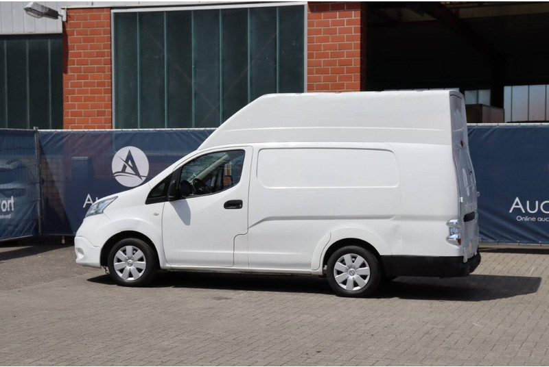 Nissan NV200 - Fourgon utilitaire, Utilitaire électrique: photos 3 Nissan NV200 - Fourgon utilitaire, Utilitaire électrique: photos 3