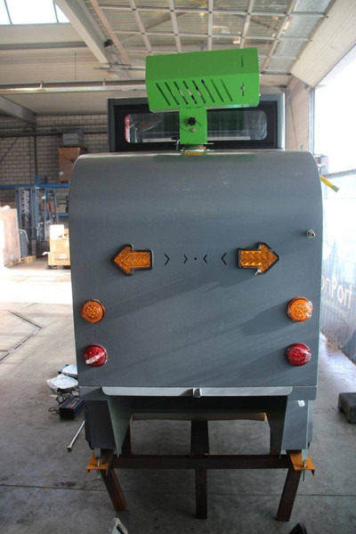 Onbekend D19 - Balayeuse de voirie: photos 4 Onbekend D19 - Balayeuse de voirie: photos 4