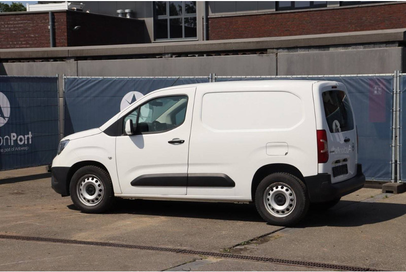 Opel Combo Cargo - Fourgon utilitaire: photos 3 Opel Combo Cargo - Fourgon utilitaire: photos 3