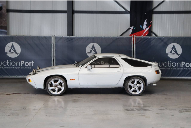 Porsche 928 S - Berline: photos 2 Porsche 928 S - Berline: photos 2